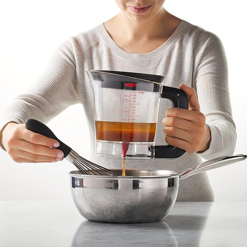 美国代购OXO 肉汁4杯脂肪分离器 油脂汤汁分离杯过滤杯煲汤去油壶