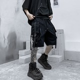 黑色