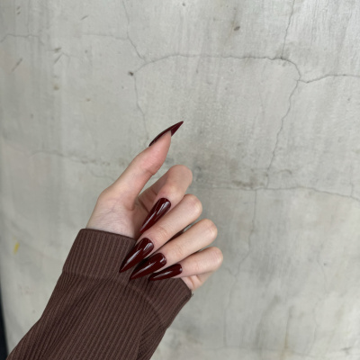 BOBBINAILS欧美长尖纯色牛血红色可拆卸穿戴甲成品