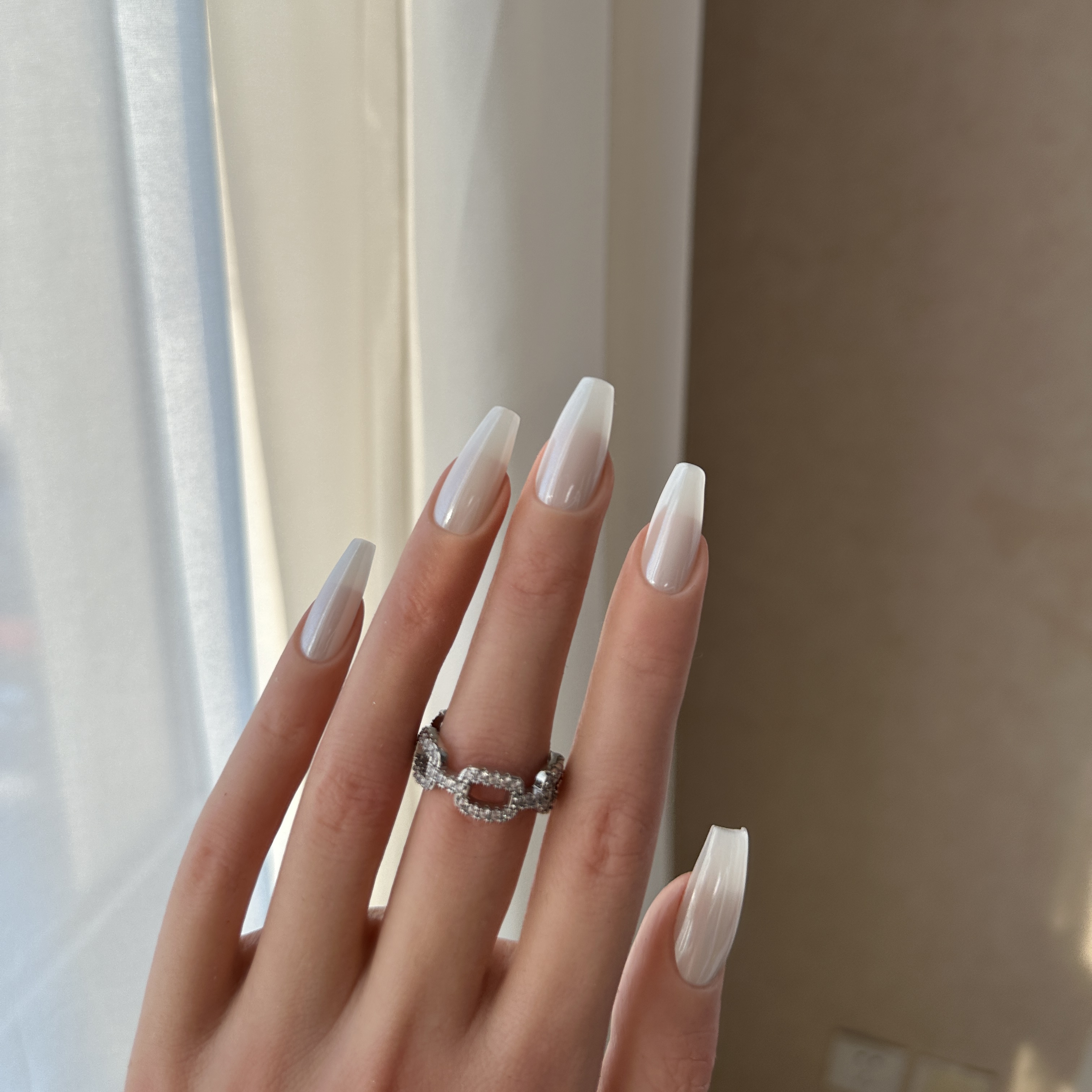 BOBBINAILS欧美乳白珍珠粉海莉白色系干净可拆卸二穿戴甲