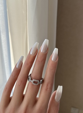 BOBBINAILS欧美乳白珍珠粉海莉白色系干净可拆卸二穿戴甲