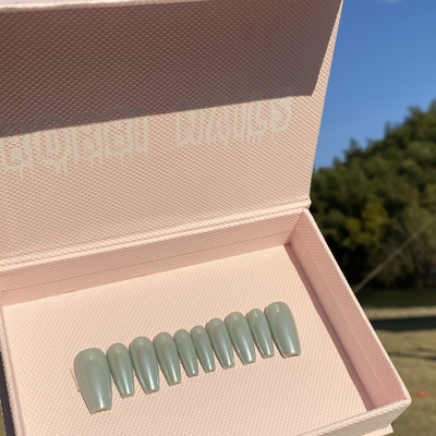 BOBBINAILS欧美豆绿珍珠蹭粉INS简约可拆卸穿戴甲成品