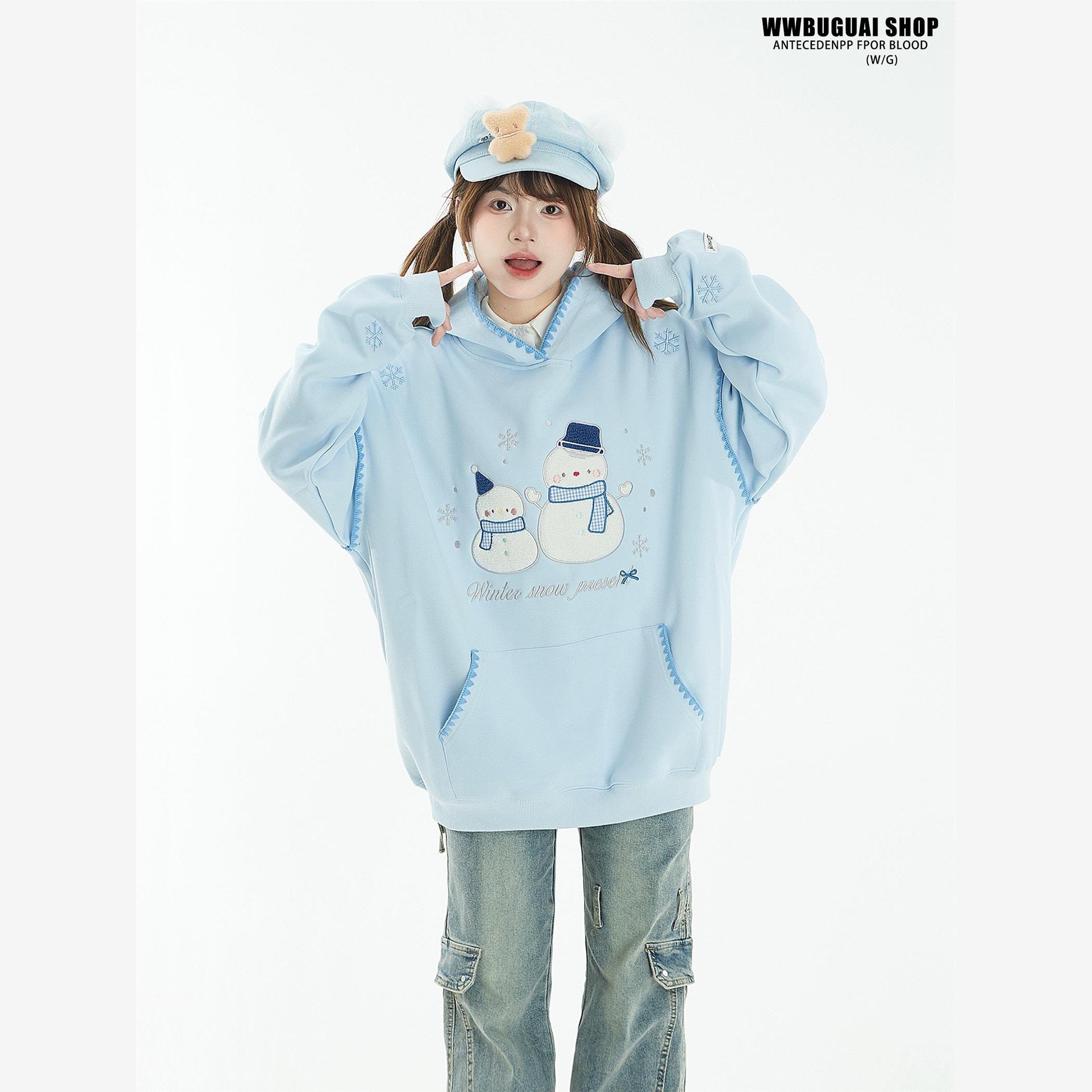 美式复古卡通刺绣雪人连帽卫衣女