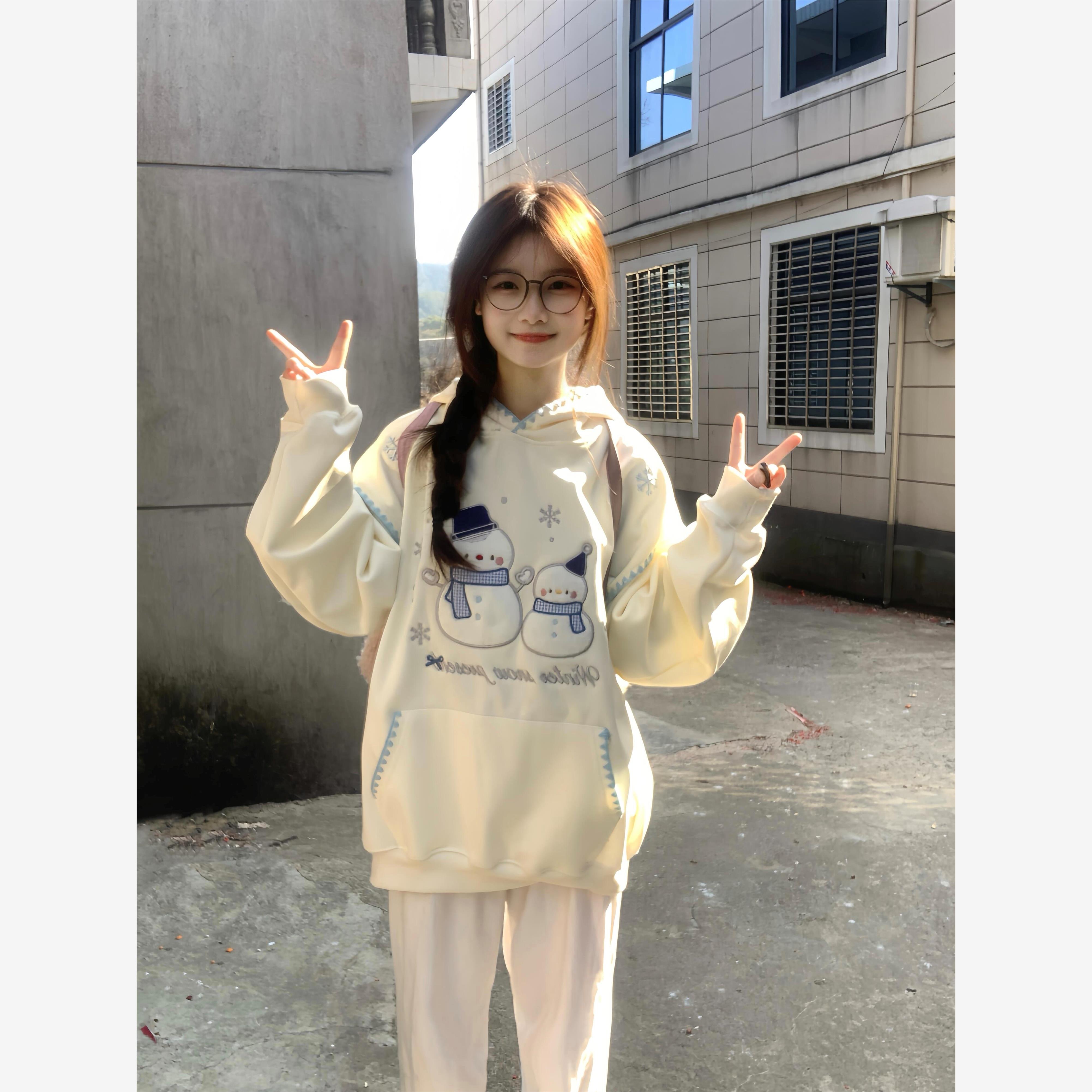 美式复古可爱刺绣雪人连帽卫衣女