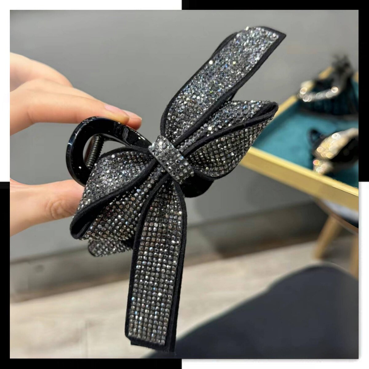 韩国进口满钻大蝴蝶结抓夹大号盘发夹女发饰水钻发量多鲨鱼夹头饰