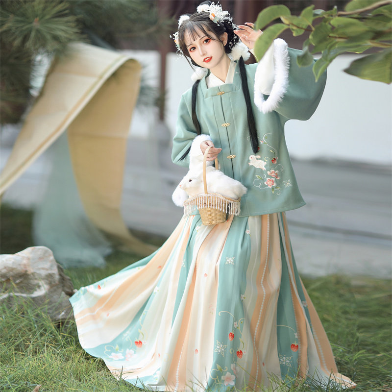 韵梦棋原创明制汉服女冬季加厚加绒保暖爆款绣花修身显瘦日常套装,女装/女士精品,汉服套装,淘宝优惠券,粉丝福利购,淘宝优惠卷