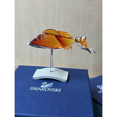 SWAROVSKI施华洛世奇摆件Crotone火红色Opal 626202 boxes 85