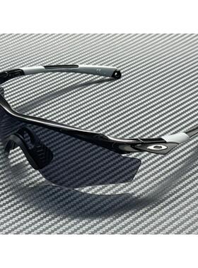 Oakley奥克利OO9343 01抛光黑灰色男士62 mm太阳眼镜