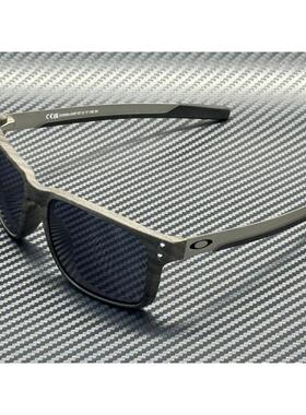 Oakley奥克利OO9384 04 Woodgrain黑色男士57 mm太阳眼镜