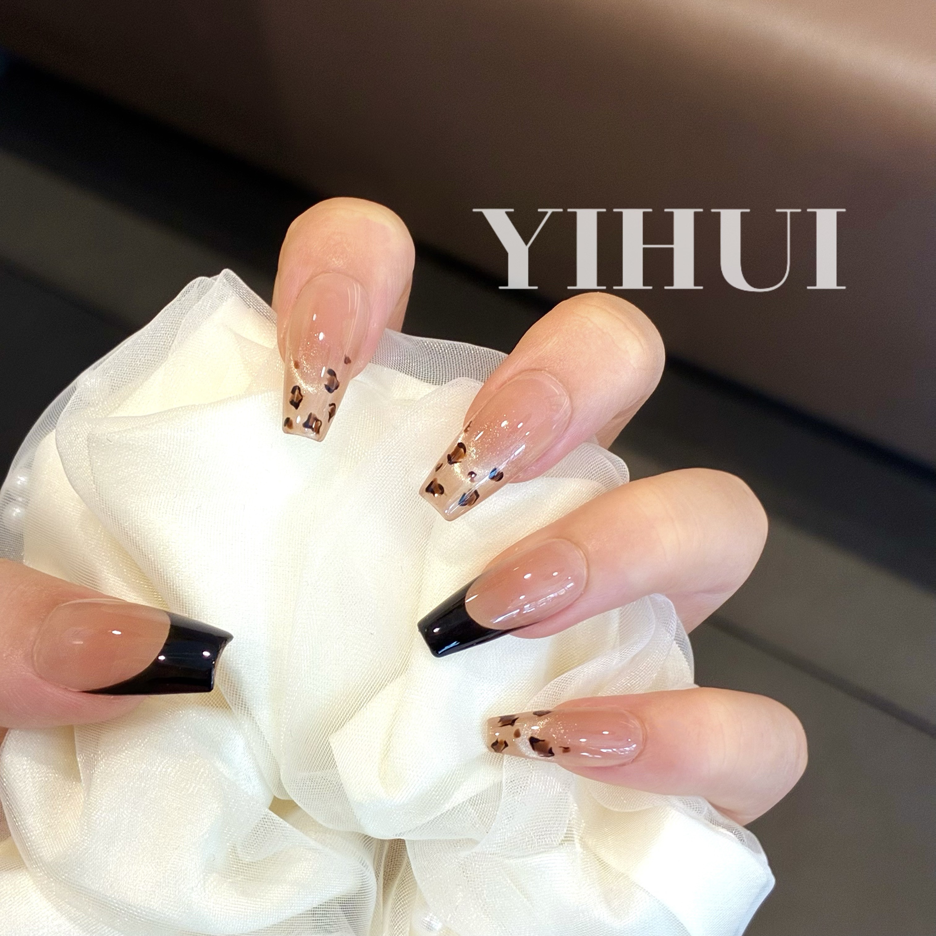 黑咖配色豹纹法式金色猫眼初秋