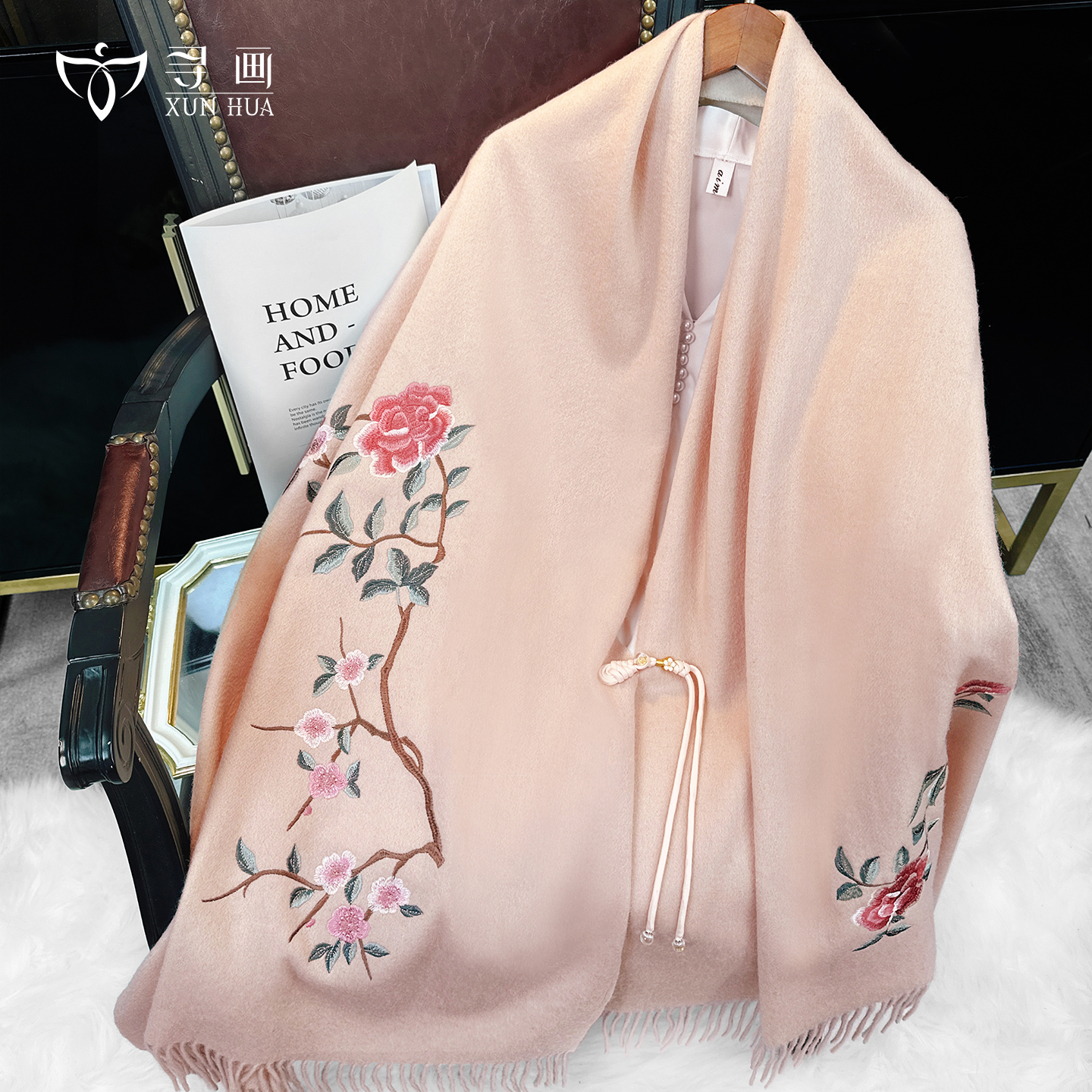 羊毛围巾披肩女外搭2025新款刺绣秋冬保暖旗袍披风送妈妈生日礼盒