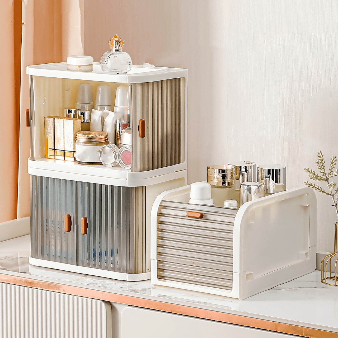 桌面收纳盒办公室整理箱零食防尘柜梳妆台化妆品护肤品置物架批发