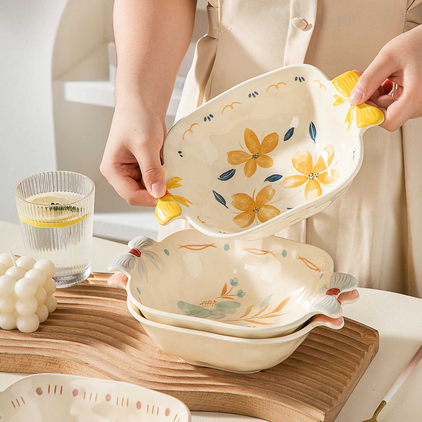 法式蝴蝶结碗家用高颜值花朵图案双手柄汤碗可爱少女心四方碗