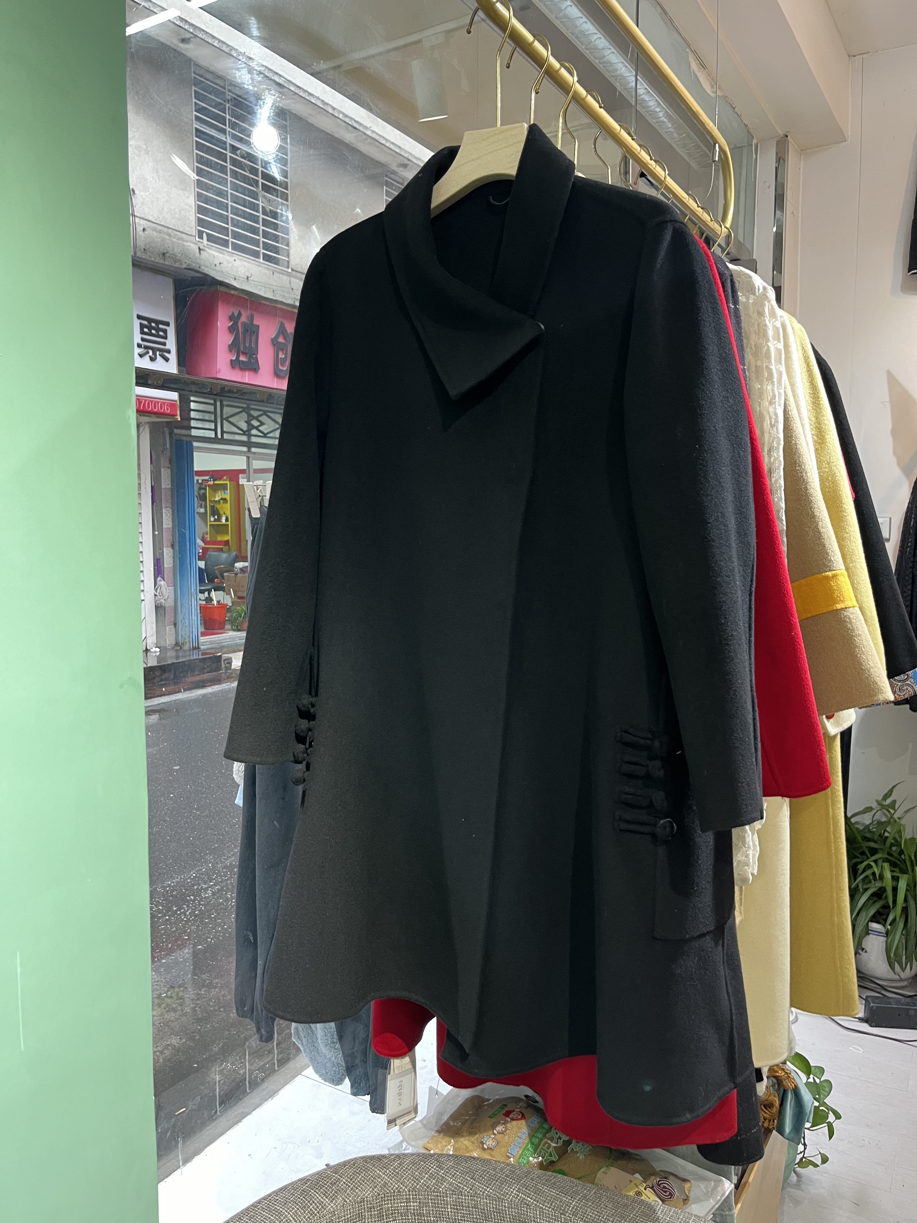 2025新款女士大衣品牌撤柜100斗篷款羊毛中长款藏肉