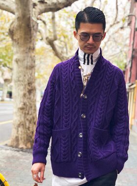 潘华尔姿手工毛衣潘毛衣小哥上海街拍紫色开衫外套麻花宽松新款