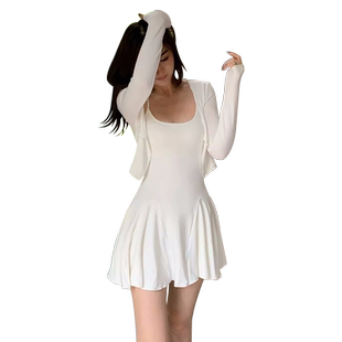 高级辣妹绝美纯欲白色性感吊带连衣裙短裙低胸裙子套装御姐女秋