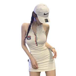 风情万种纯欲性感法式挂脖辣妹美背紧身包臀短裙子修身连衣裙女夏