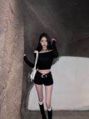 暮色巴黎 黑色一字肩短款 上衣女性感修身 Lovedeath 长袖 羊绒T恤