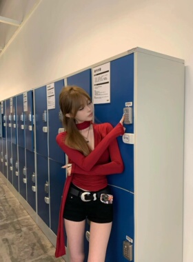 Lovedeath【红色警戒】复古红辣妹风褶皱修身长袖飘带荡领上衣女