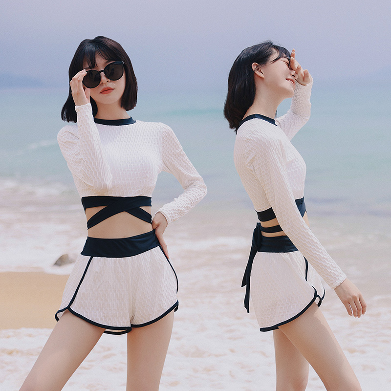 女士泳衣显瘦遮肚分体保守2024新款防晒长袖游泳衣海边度假三件套