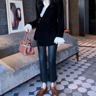 黑色加绒蕾丝边九分涂层PU皮裤欧货2025秋冬高腰气质显瘦直筒裤