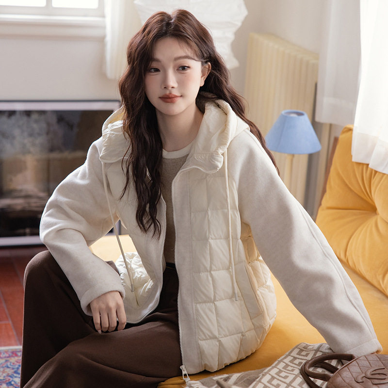 90绒加肥羽绒服大码女装200斤胖mm孕妇短款连帽大码羽绒外套女冬