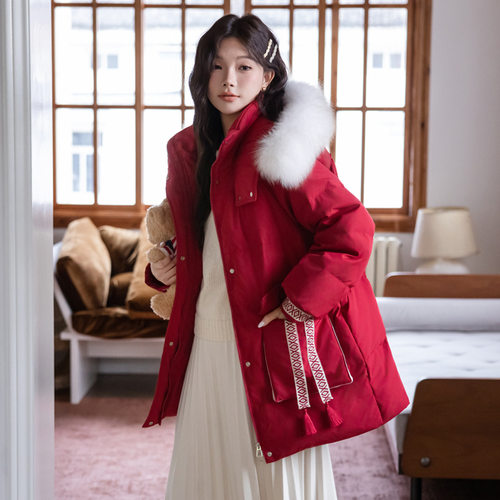 中国风新年红大码羽绒服女孕妇装