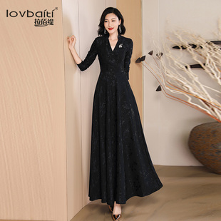 秋季 精致显瘦高级感长裙子639 气质穿搭碎花连衣裙女春秋2026新款