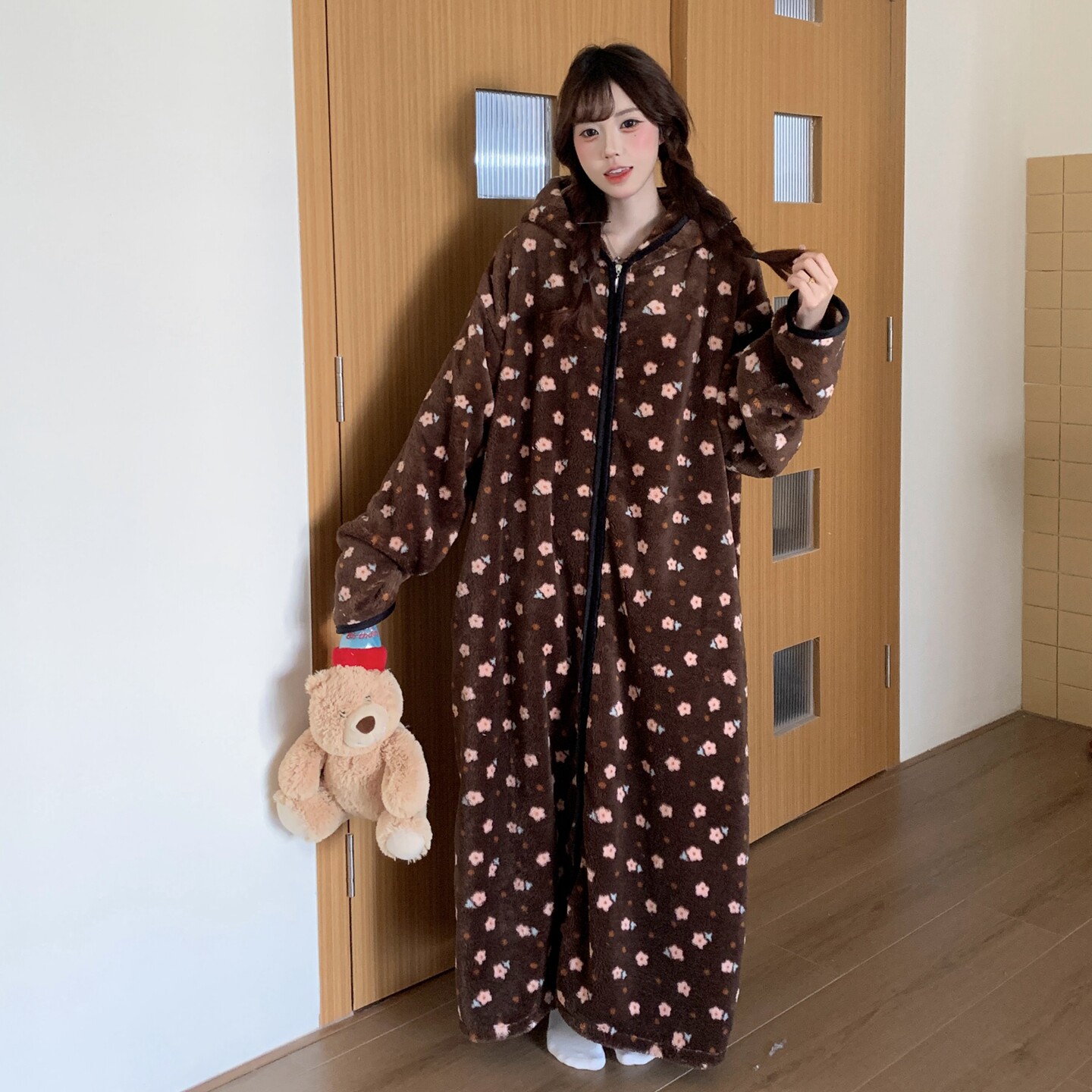 连帽睡袍女秋冬法兰绒长款拉链宽松特大加肥胖mm300斤宽松家居服