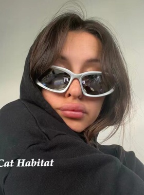 欧美未来感马丁同款银色墨镜男复古千禧y2k机能风猫眼太阳眼镜女