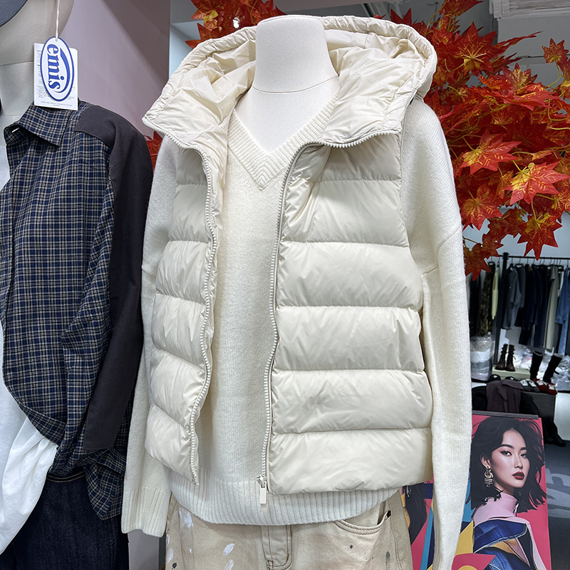 连帽羽绒服坎肩女保暖轻便马甲