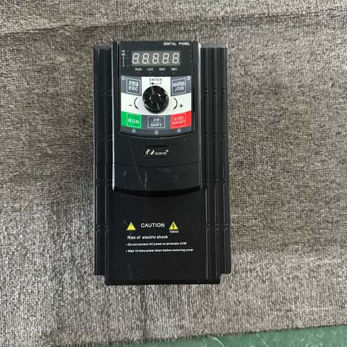 可维修SUNYE日业变频器CM530H-4T5R5GB/7R5PB议价