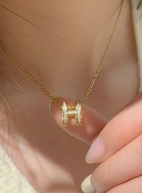 钛钢字母吊坠锁骨链女简约