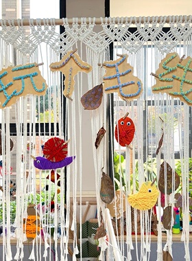幼儿园毛线编织区挂饰墙面布置