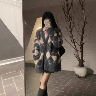 大码 潮 胖mm甜辣学院风菱格水貂绒毛衣外套女秋冬百搭软糯针织开衫