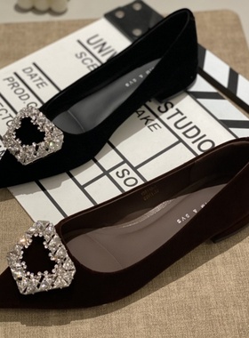 法式气质水钻黑色尖头平底鞋女2025百搭新款浅口软底工作职业单鞋