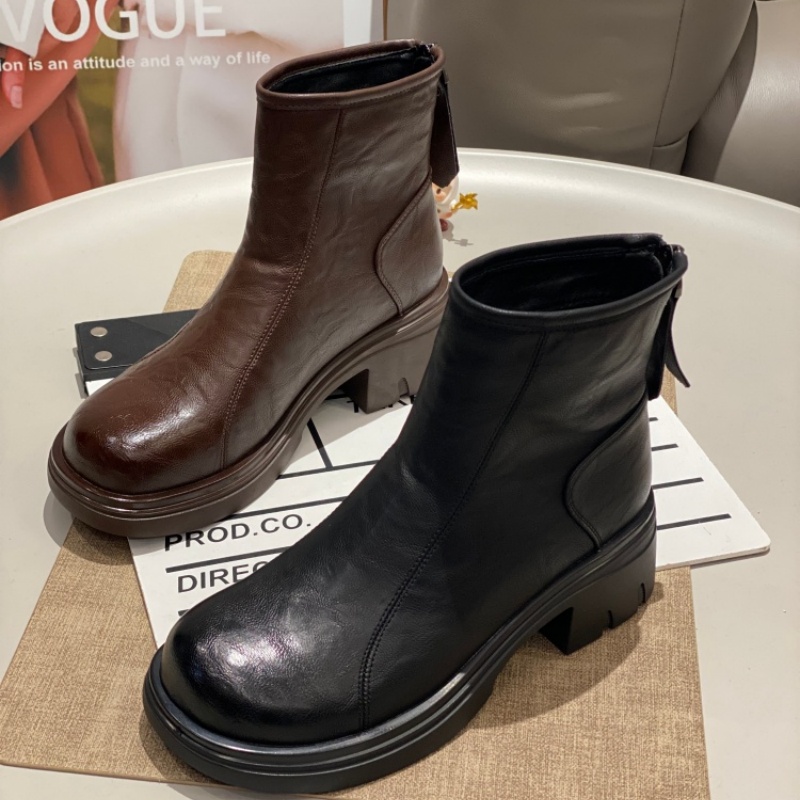 2025新款厚底短靴休闲鞋