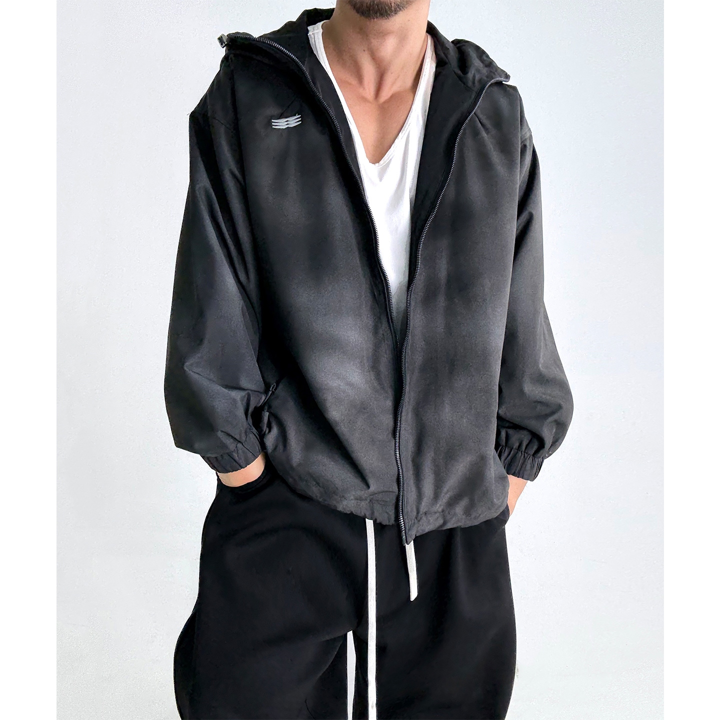 宽松连帽拉链外套夹克冲锋衣