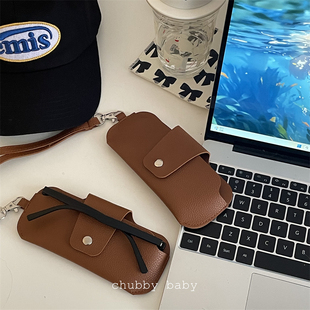 chubbybaby 可挂脖棕色墨镜眼镜随身便携收纳包 韩国ins博主同款