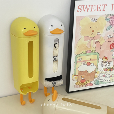 chubbybaby*节约空间！可爱大容量小鸭子内衣袜子粘贴式收纳盒