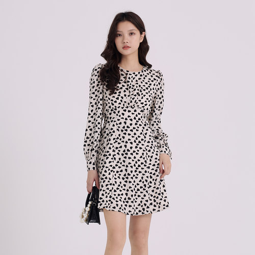 阿依莲长袖绑带印花连衣裙