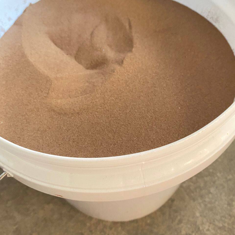 哈萨克斯坦盐湖卵可孵化丰年虾卵卤虫卵小型鱼斗鱼孔雀鱼开口饲料
