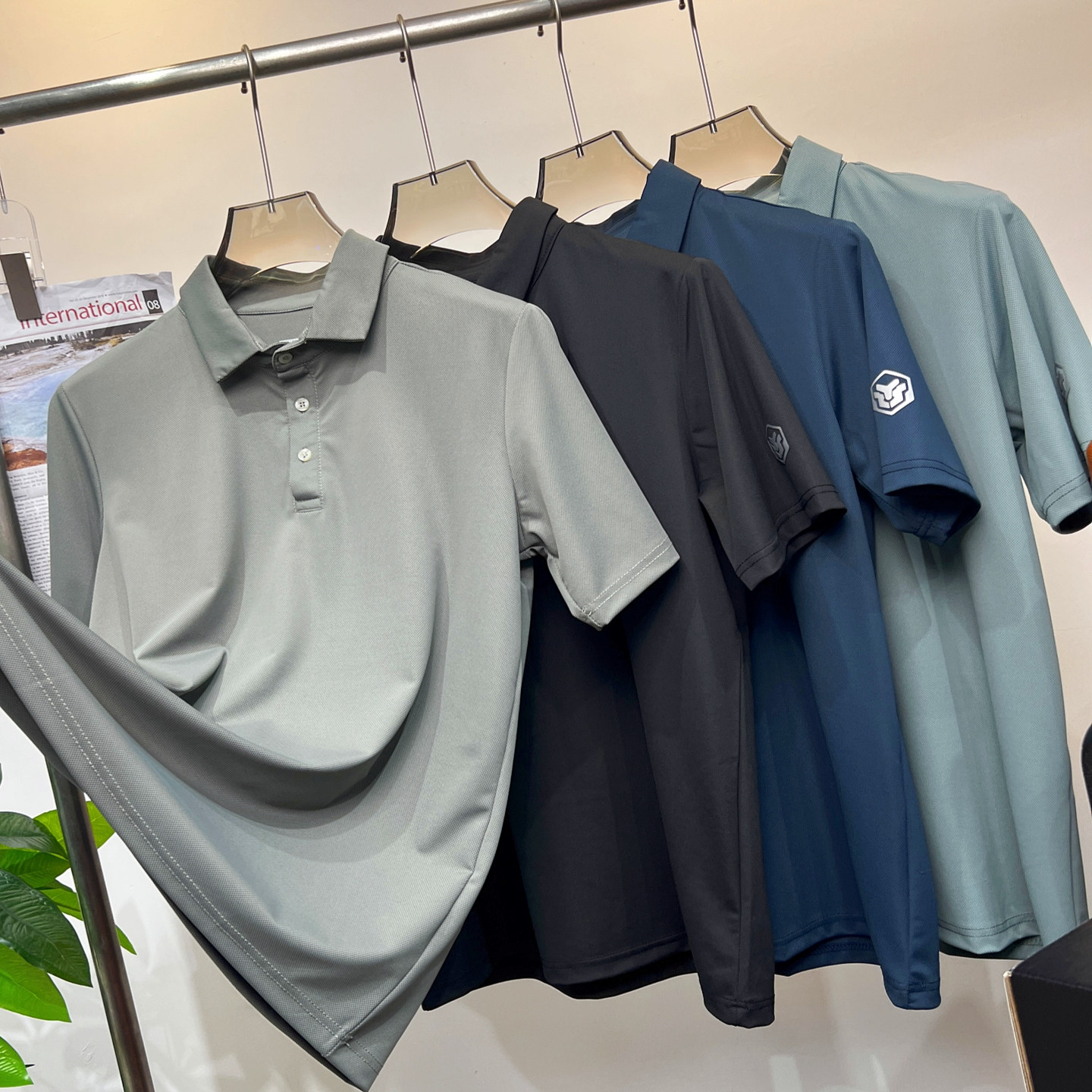 科技锦氨透气！挺括抗皱有弹力 夏季户外男士宽松翻领短袖TPOLO衫