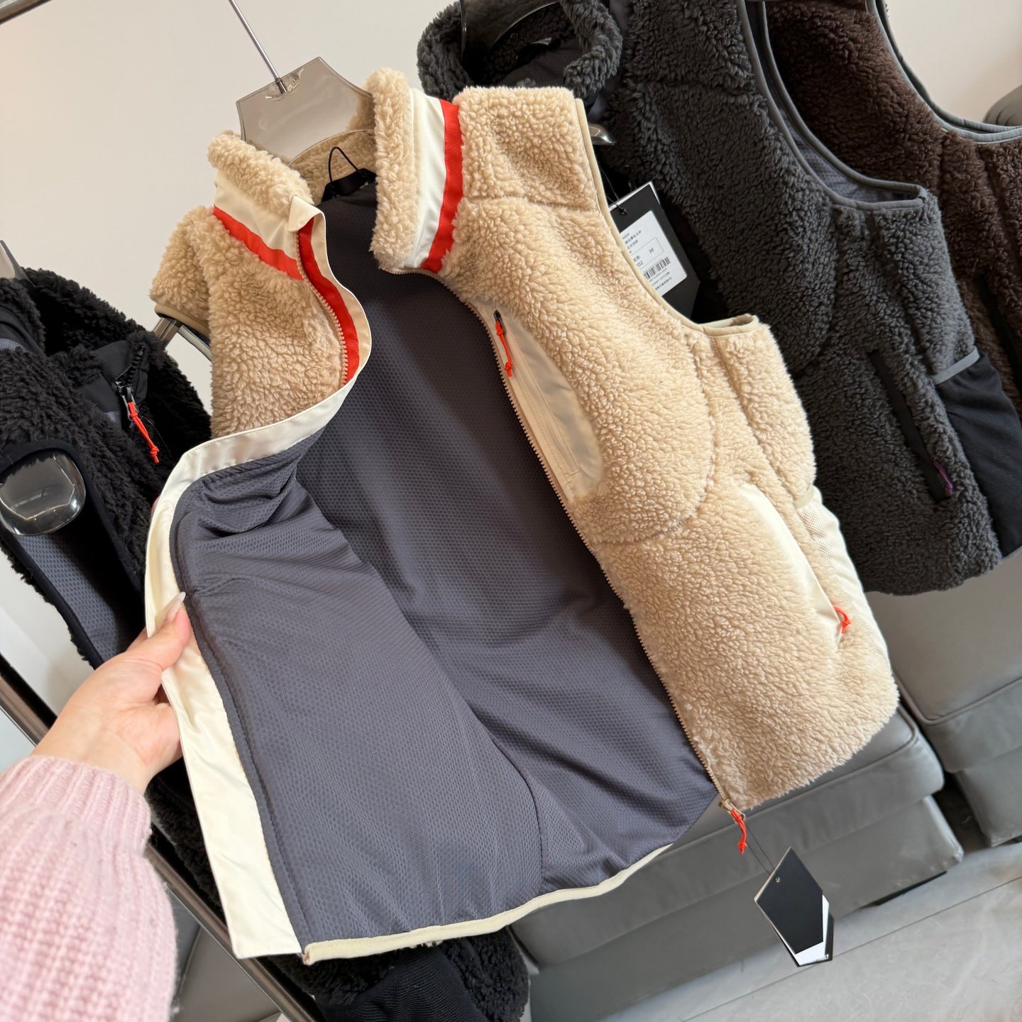 山系重磅 男女通用 户外复古休闲蜂窝肌理仿羊羔绒抓绒衣马甲背心