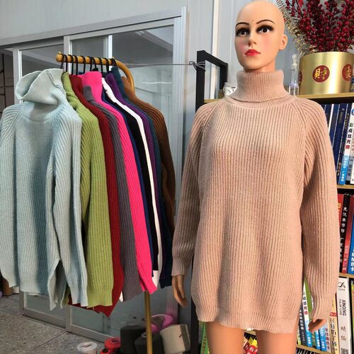 knitted sweater, raglan sleeves high lapel and split sweater