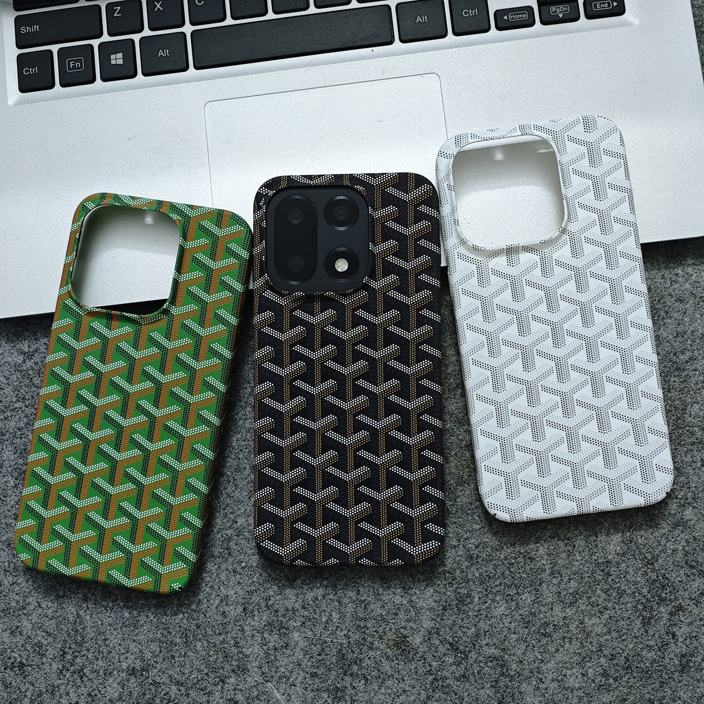 磁吸充电适用一加15手机壳狗牙