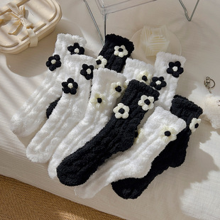 加绒保暖中筒袜居家月子袜花朵 珊瑚绒睡眠袜子女冬季 清仓