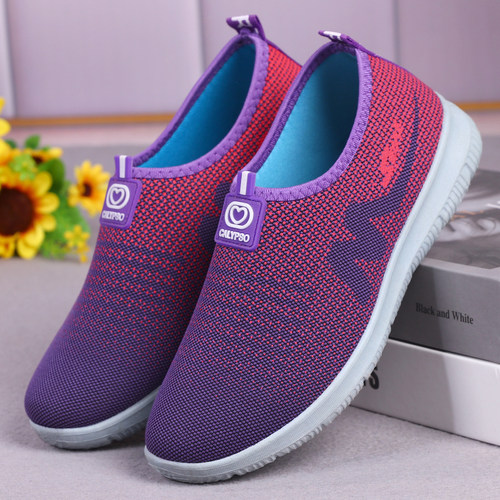 老北京平底妈妈鞋舒适软底防滑