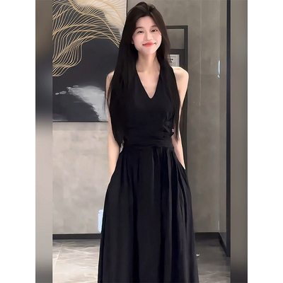 黑色V领连衣裙女气质收腰长裙
