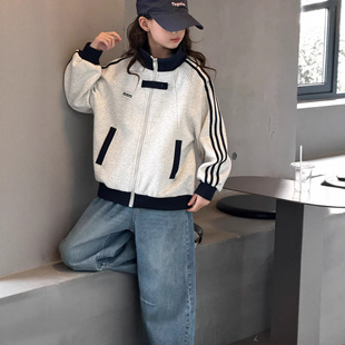 女童春装外套2026新款儿童洋气时髦立领棒球服宽松休闲开衫上衣潮